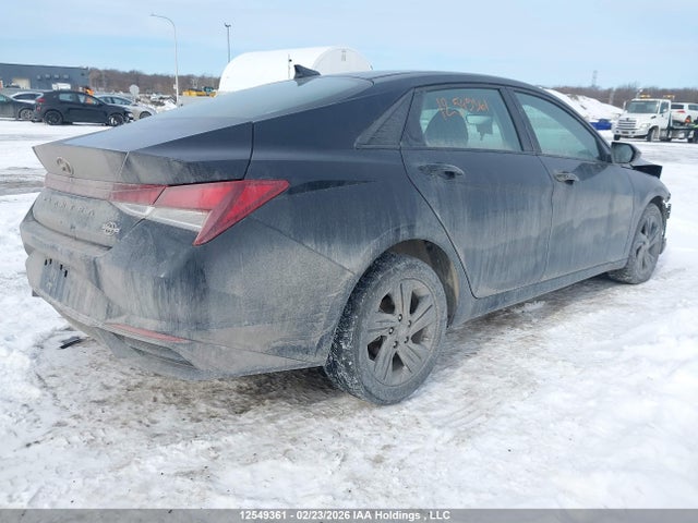 KMHLM4AG5PU543640 Hyundai Elantra Preferred Ivt