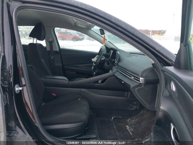 KMHLM4AG5PU543640 Hyundai Elantra Preferred Ivt