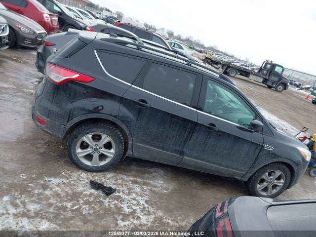 1FMCU0GX0FUA83950 Ford ESCAPE SE