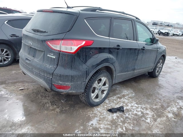 1FMCU0GX0FUA83950 Ford ESCAPE SE