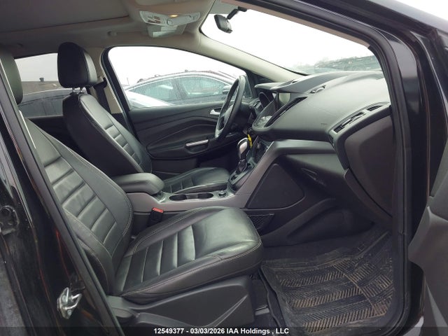 1FMCU0GX0FUA83950 Ford ESCAPE SE