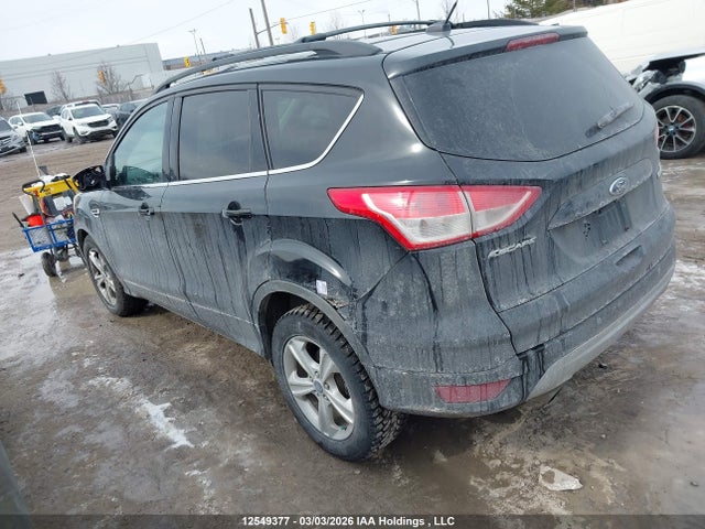 1FMCU0GX0FUA83950 Ford ESCAPE SE