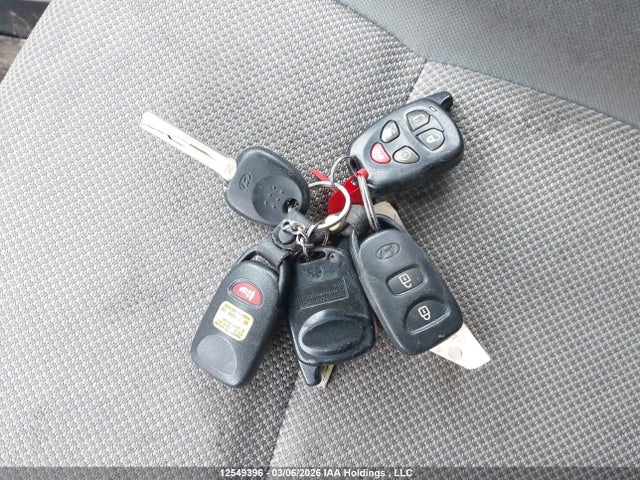 Продажа на аукционе авто 2013 Hyundai Accent Gl, vin: KMHCT4AE7DU283819, номер лота: 12549396
