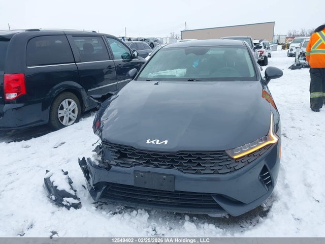 5XXG24J22NG089687 KIA K5