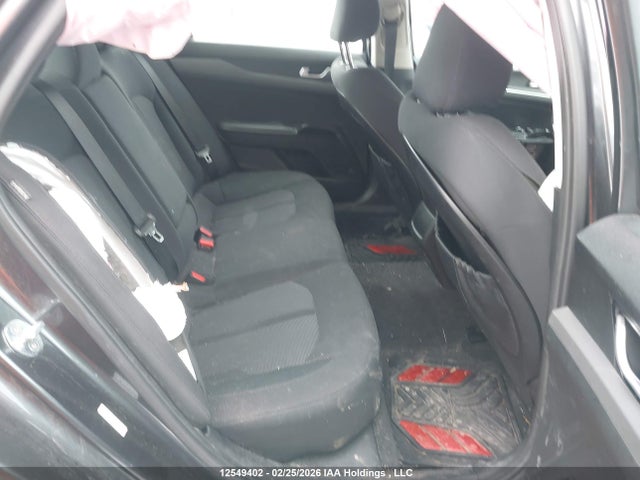 5XXG24J22NG089687 KIA K5