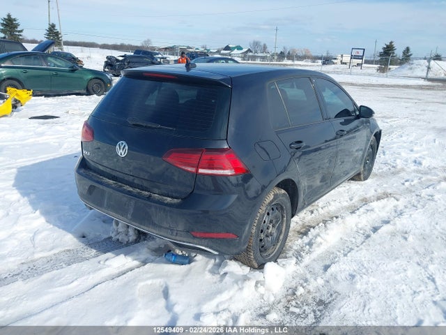 3VWG57AU8MM015016 Volkswagen Golf