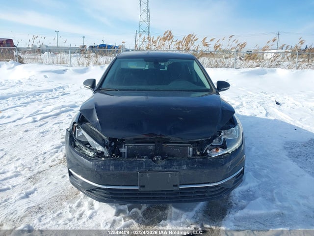 3VWG57AU8MM015016 Volkswagen Golf