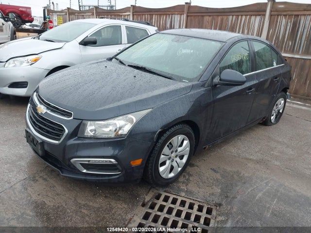 1G1PC5SBXF7103758 Chevrolet Cruze