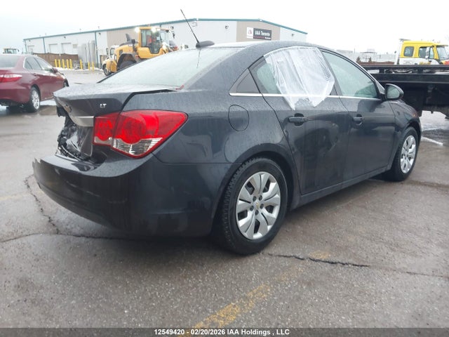 1G1PC5SBXF7103758 Chevrolet Cruze