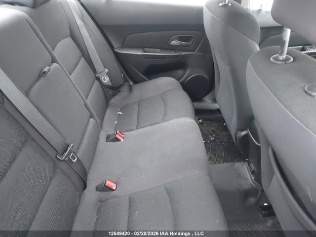 1G1PC5SBXF7103758 Chevrolet Cruze