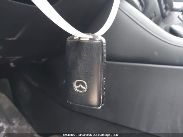 JM1BPAK75K1127098 Mazda Mazda3 Gx
