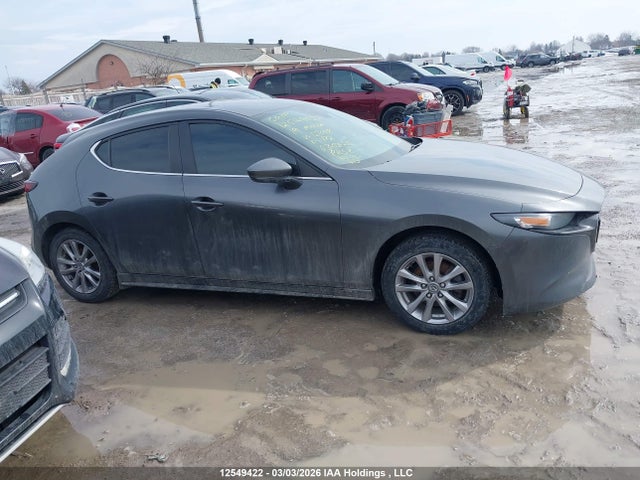 JM1BPAK75K1127098 Mazda Mazda3 Gx