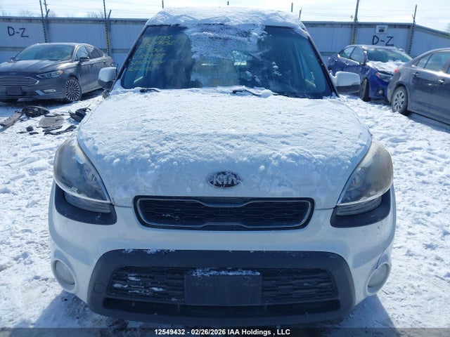 12549432 :رقم المزاد ، KNDJT2A65D7490197 vin ، 2013 Kia Soul +/!/sport مزاد بيع