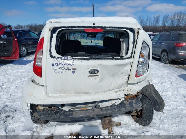 12549432 :رقم المزاد ، KNDJT2A65D7490197 vin ، 2013 Kia Soul +/!/sport مزاد بيع