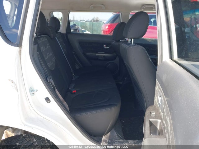 12549432 :رقم المزاد ، KNDJT2A65D7490197 vin ، 2013 Kia Soul +/!/sport مزاد بيع
