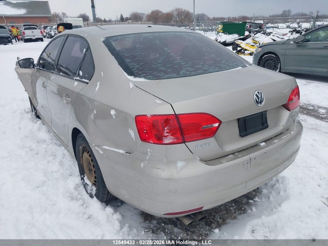 3VW2K7AJ9EM207085 Volkswagen JETTA S