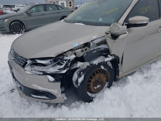 3VW2K7AJ9EM207085 Volkswagen JETTA S