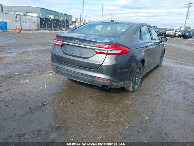 3FA6P0H7XHR327305 Ford FUSION SE