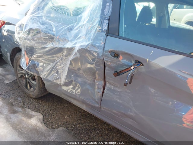 KMHLM4AG1PU422460 Hyundai ELANTRA SEL