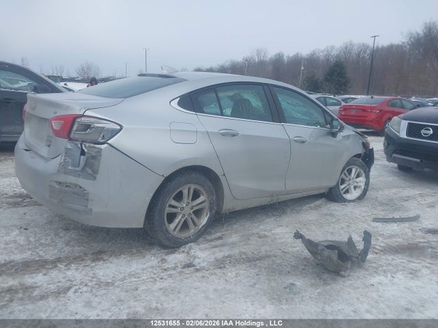 1G1BE5SM3J7114583 Chevrolet Cruze Lt Auto