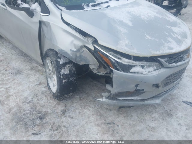 1G1BE5SM3J7114583 Chevrolet Cruze Lt Auto