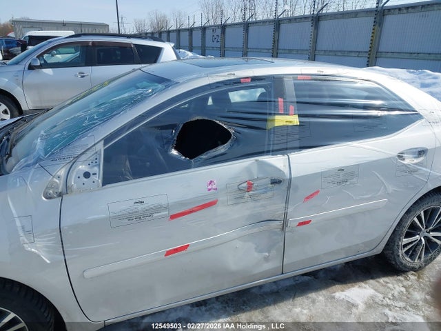 2T1BURHE6KC220558 Toyota COROLLA LE