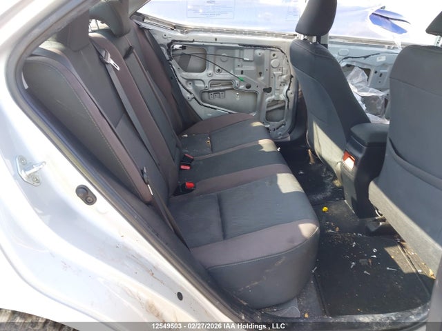 2T1BURHE6KC220558 Toyota COROLLA LE