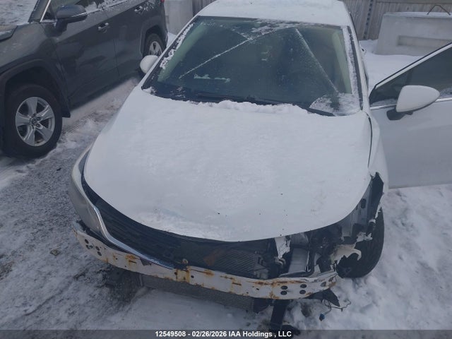 1G1BF5SM1J7197556 Chevrolet Cruze Premier Auto