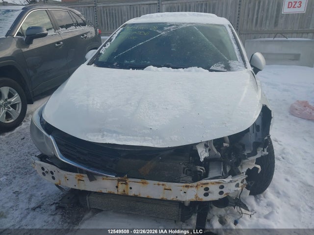1G1BF5SM1J7197556 Chevrolet Cruze Premier Auto