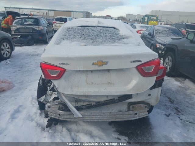 1G1BF5SM1J7197556 Chevrolet Cruze Premier Auto