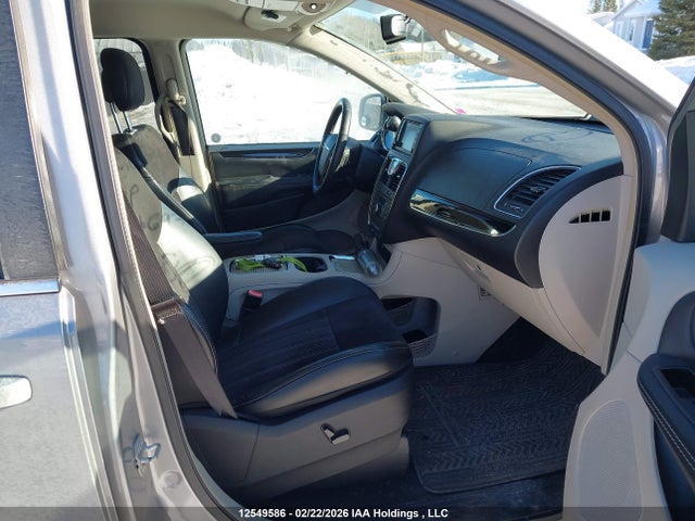 Продаж на аукціоні авто 2015 Chrysler Town & Country Premium, vin: 2C4RC1JG7FR693373, номер лоту: 12549586