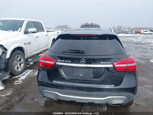 WDCTG4GB0JJ456397 Mercedes-Benz Gla 250 4matic