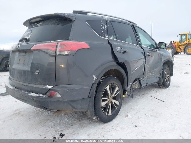 Продажа на аукционе авто 2018 Toyota Rav4 Le, vin: 2T3BFREV9JW756651, номер лота: 12549603