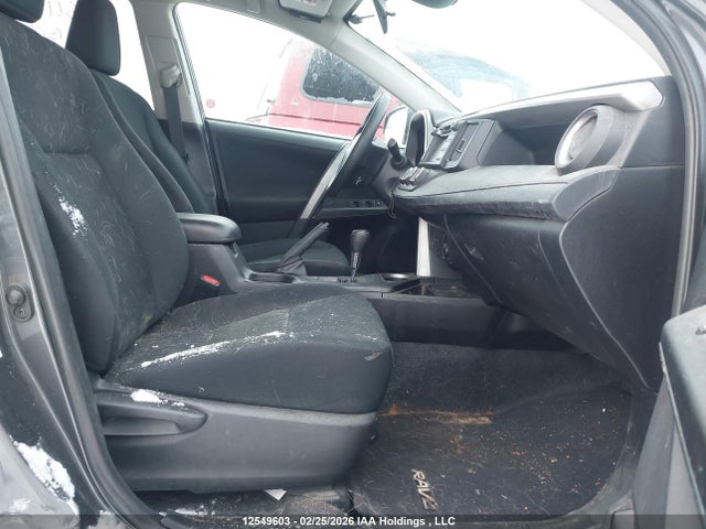 Продажа на аукционе авто 2018 Toyota Rav4 Le, vin: 2T3BFREV9JW756651, номер лота: 12549603