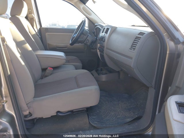 12549606 :رقم المزاد ، 1D7HE48N36S654909 vin ، 2006 Dodge Dakota Quad Slt مزاد بيع