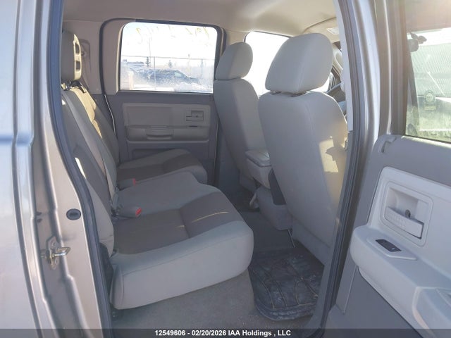 12549606 :رقم المزاد ، 1D7HE48N36S654909 vin ، 2006 Dodge Dakota Quad Slt مزاد بيع