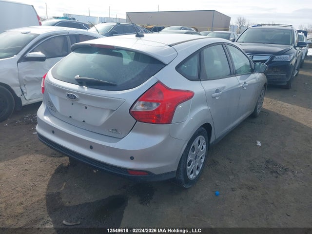 1FADP3K28EL394338 Ford FOCUS SE