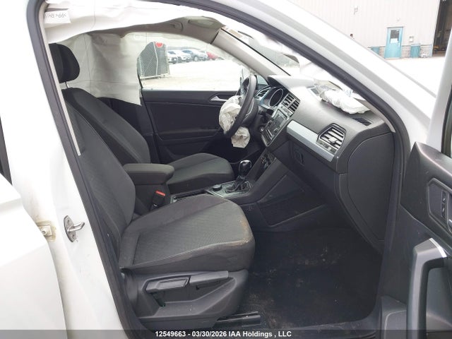 12549663 :رقم المزاد ، 3VV0B7AX1KM014358 vin ، 2019 Volkswagen Tiguan S مزاد بيع