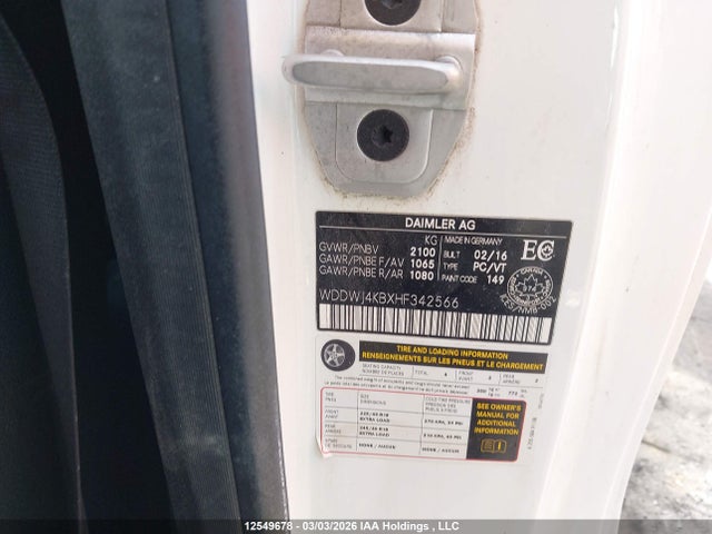 WDDWJ4KBXHF342566 Mercedes-Benz C 300 4matic
