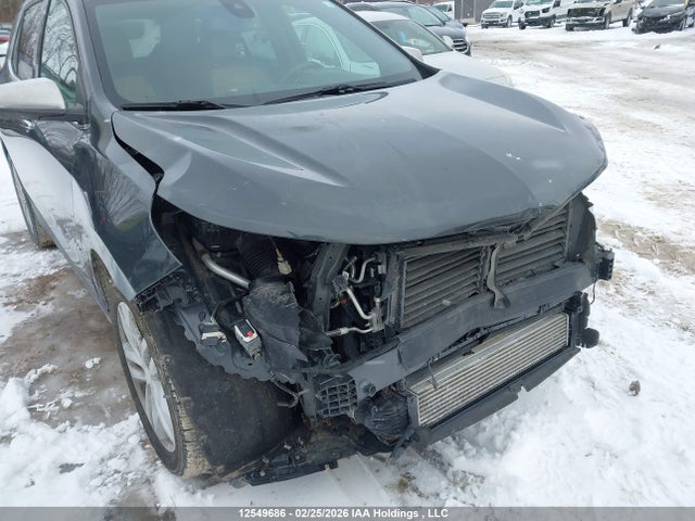 2GNAXWEX8J6312799 Chevrolet Equinox Premier