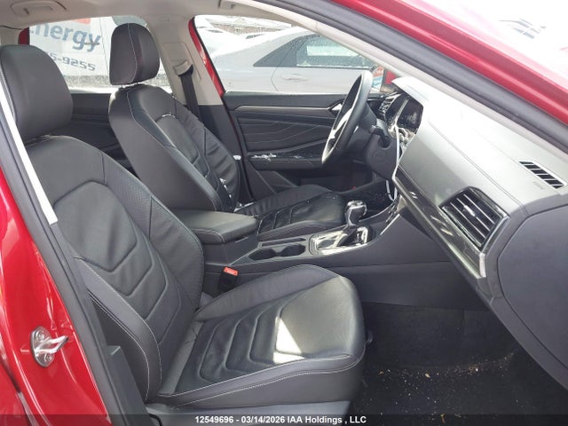 3VWGM7BU8RM006132 Volkswagen Jetta