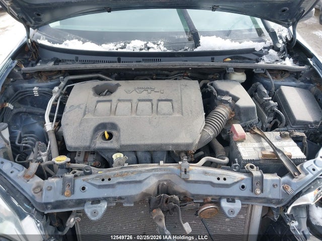 2T1BURHE5FC425617 Toyota COROLLA LE