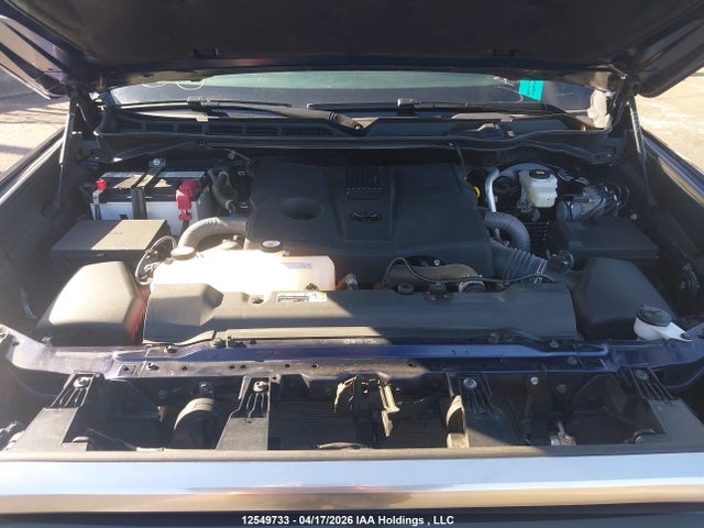 2023 Toyota Tundra მანქანა იყიდება აუქციონზე, vin: 5TFJA5DB8PX121807, აუქციონის ნომერი: 12549733