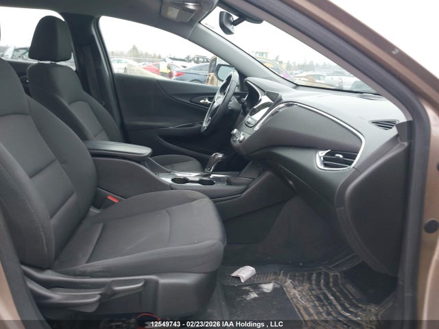 1G1ZD5ST1JF148293 Chevrolet MALIBU LT