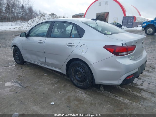 3KPA24AB1JE047195 KIA RIO LX/S