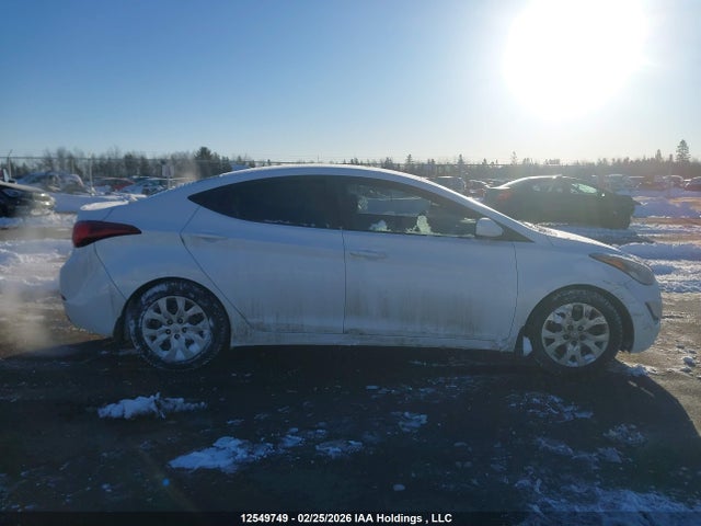 Продажа на аукционе авто 2016 Hyundai Elantra Gl, vin: 5NPDH4AE9GH656576, номер лота: 12549749
