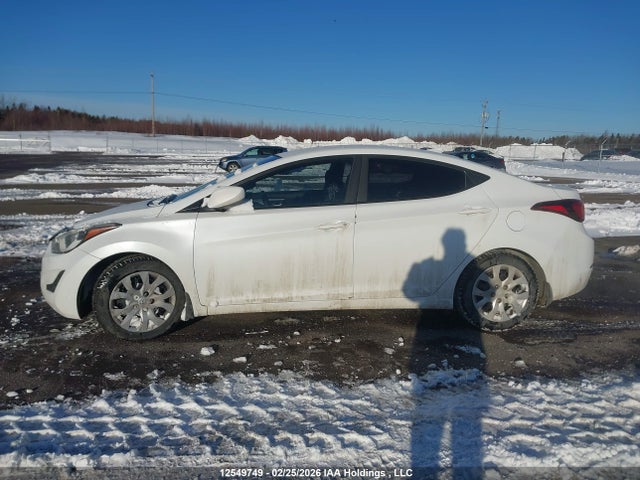 Продажа на аукционе авто 2016 Hyundai Elantra Gl, vin: 5NPDH4AE9GH656576, номер лота: 12549749