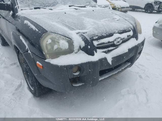 12549771 :رقم المزاد ، KM8JM72D45U149816 vin ، 2005 Hyundai Tucson Gl/gls مزاد بيع