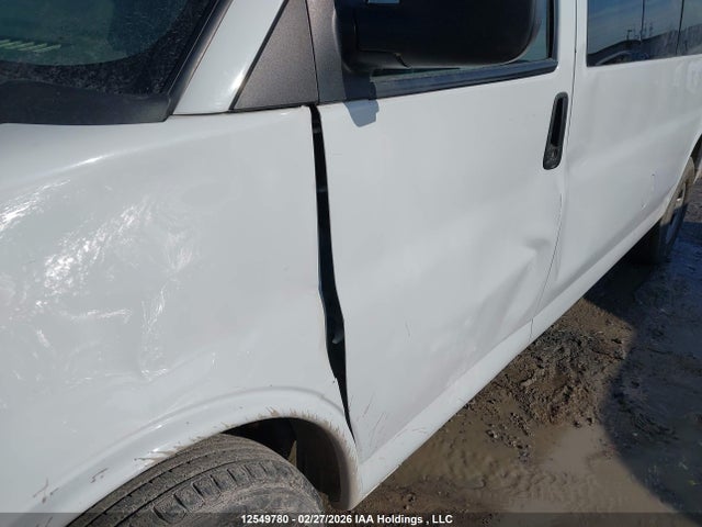 1GJZ7PFG8J1239994 GMC Savana 3500 Lt