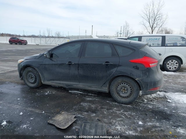 1FADP3K22HL268660 Ford FOCUS SE